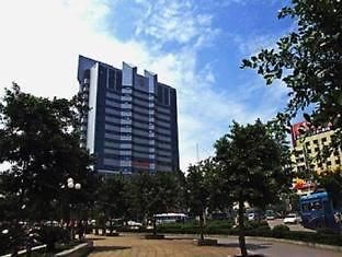 ホテルBaigong 桂林 エクステリア 写真